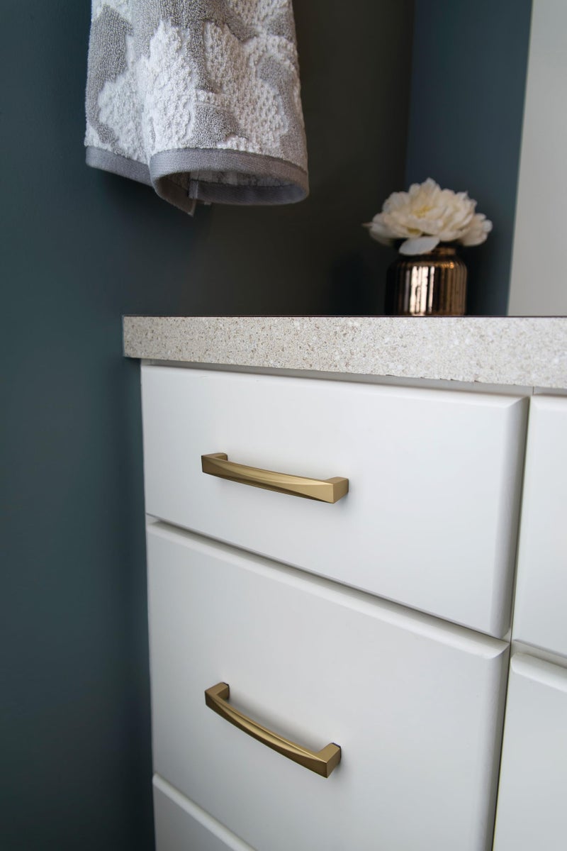 Hickory Hardware 1 Pack Solid Core Kitchen Cabinet Pulls, Luxury Cabinet Handles, Hardware for Doors & Dresser Drawers, 8-13/16 Inch (224mm) Hole Center, Flat Ultra Brass, Crest Collection - Image 4